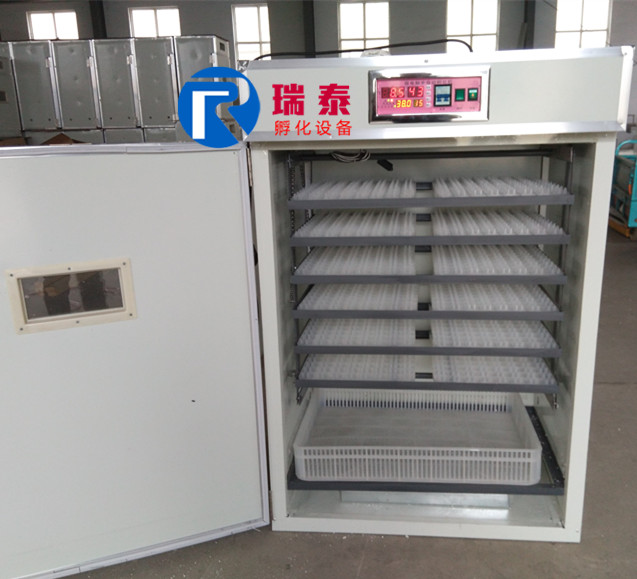 1056枚小型孵化機