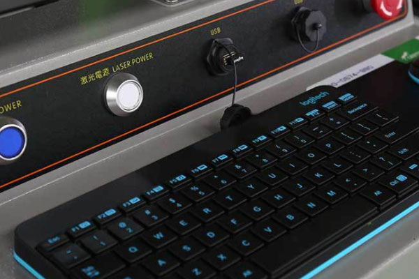 X6光纖激光切割機操作電腦 X6光纖激光切割機操作電腦