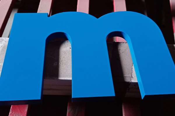 廣告雕刻機(jī)加工PVC 廣告雕刻機(jī)加工PVC