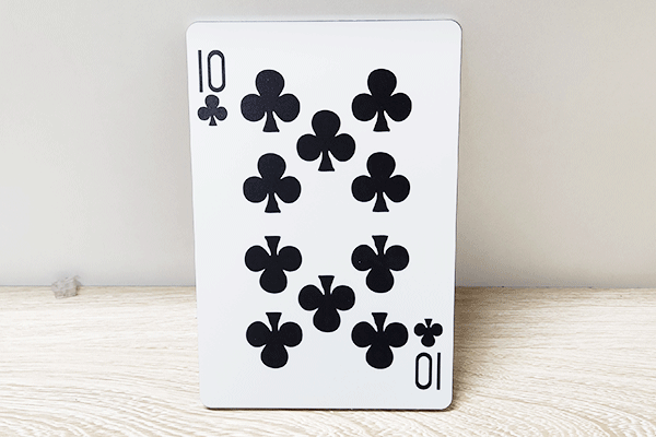 得馬DEMA-Z3高速巡邊雕刻機(jī)加工的PVC撲克牌 得馬DEMA-Z3高速巡邊雕刻機(jī)加工的PVC撲克牌