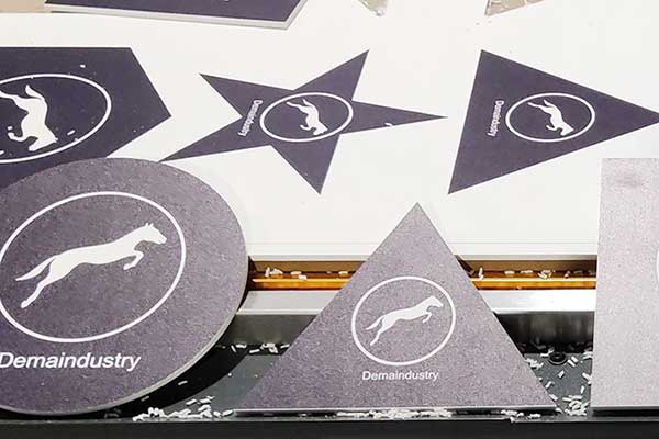 得馬Z3高速巡邊雕刻機 得馬Z3高速巡邊雕刻機