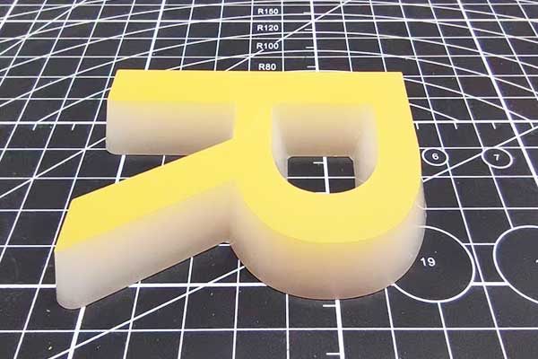 得馬Z3高速巡邊雕刻機(jī)切割的亞克力 得馬Z3高速巡邊雕刻機(jī)切割的亞克力