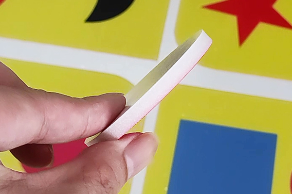 得馬Z3高速巡邊雕刻機切割的KT板 得馬Z3高速巡邊雕刻機切割的KT板